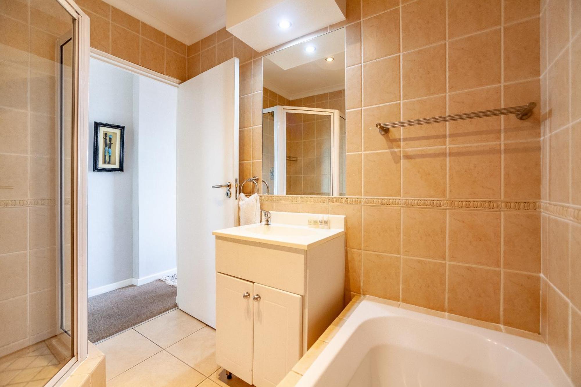 Luxury Ocean View Beachfront 2 Bed Apartment -206 The Waves, Blouberg, Cape Town Bloubergstrand Εξωτερικό φωτογραφία